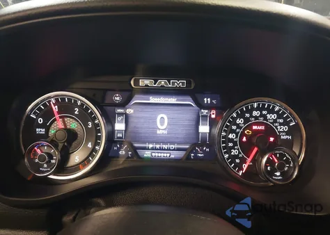 2021 Ram 1500 Big Horn 4X4 5'7 Box из США, поврежденный, VIN 1C6SRFFM6MN764088